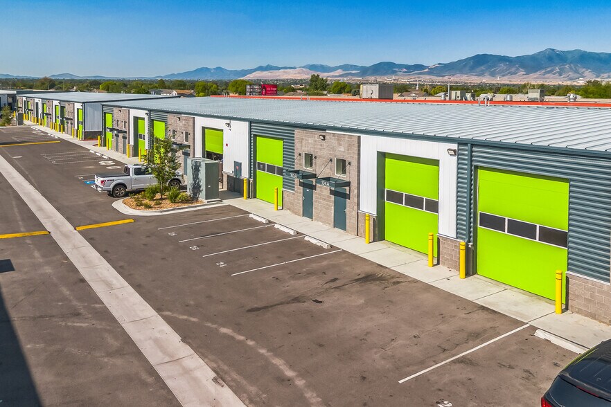 More Photos Of 3747 W Parkway Blvd, West Valley City Warehouse For Lease
