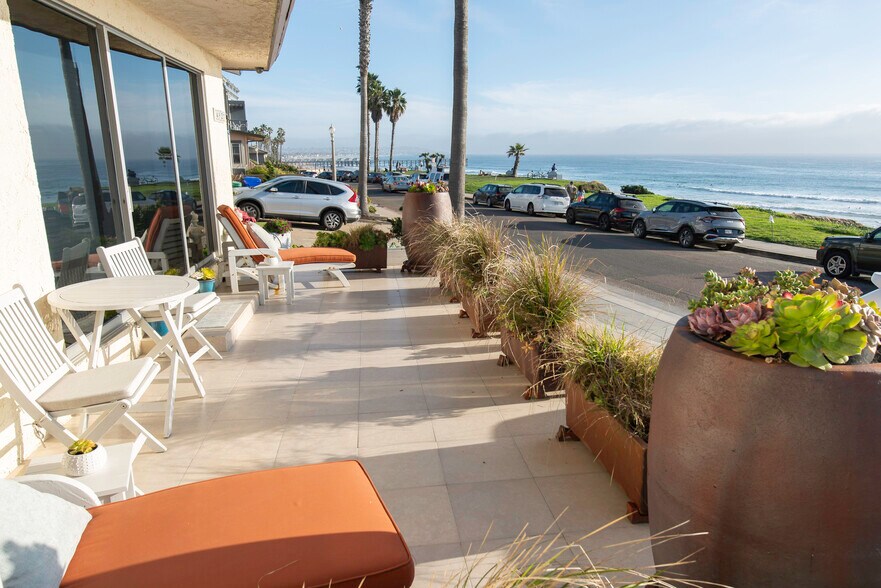 More Photos Of 4927-29 Ocean Blvd, San Diego Multifamily For Sale