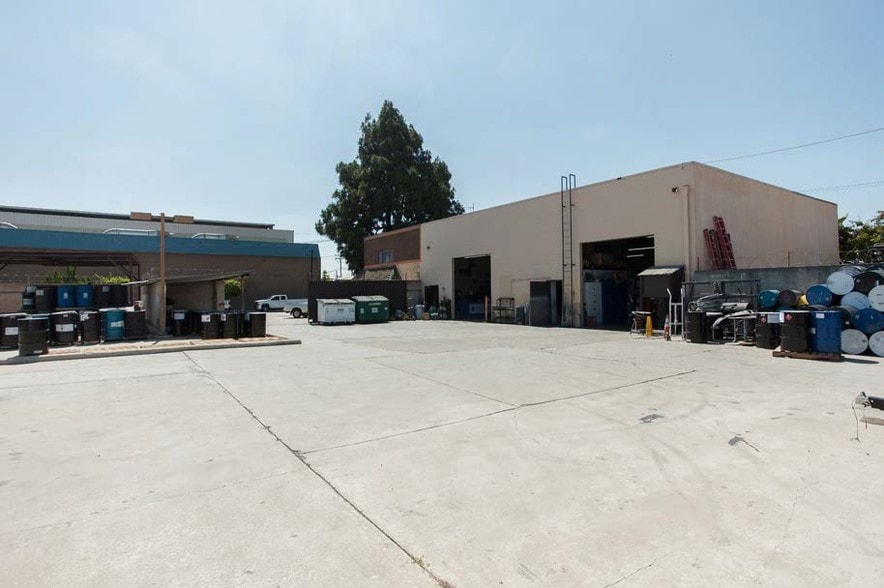 More Photos Of 16257 Illinois Ave, Paramount Warehouse For Sale