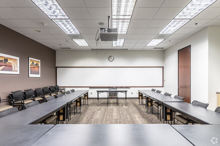 Photo of 9th Floor Ste 980