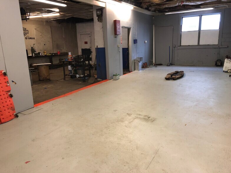 More Photos Of 30 Harvard Ave, Medford Auto Repair For Sale