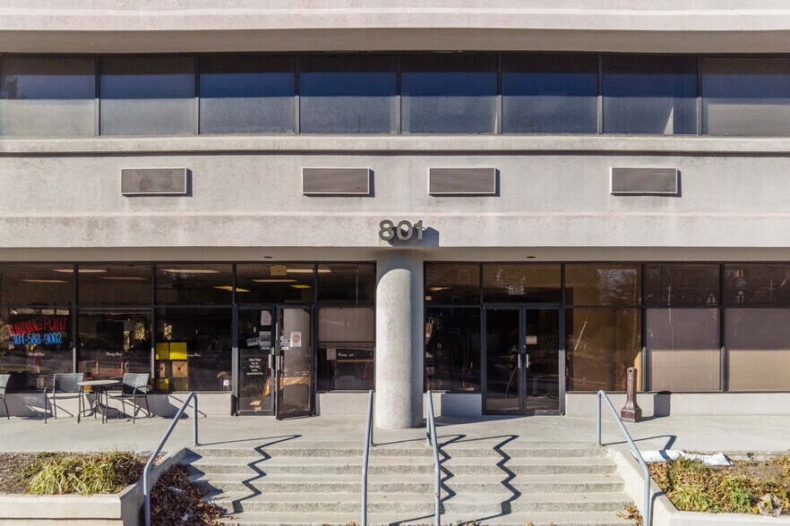 More Photos Of 801 Wayne Ave, Silver Spring Medical For Lease