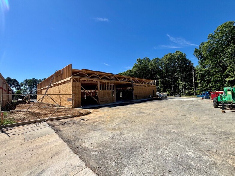 More Photos Of 2070 Ashland Rd, Rockville Flex For Lease