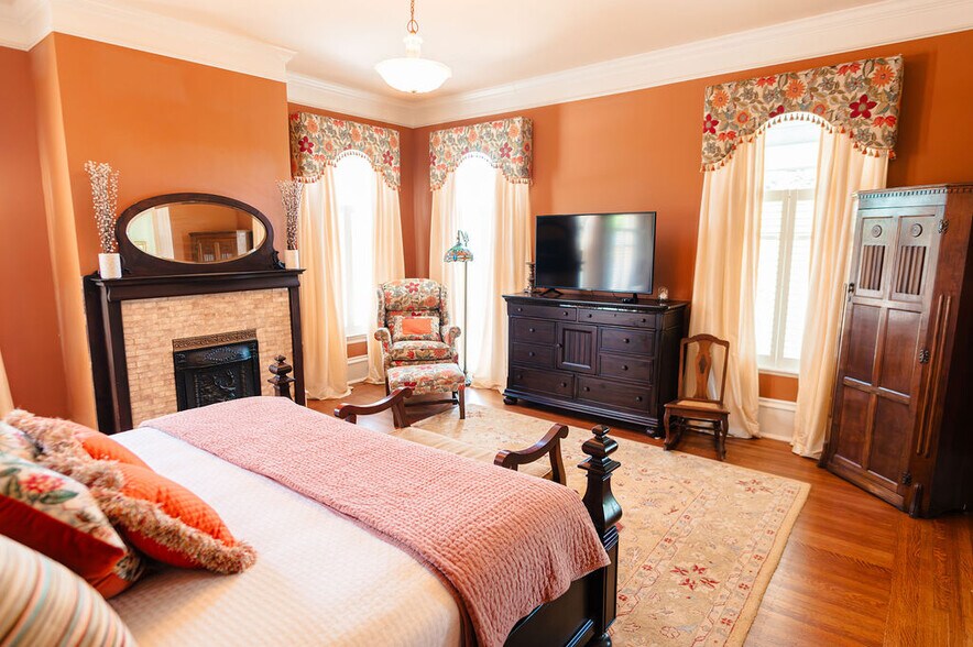 More Photos Of 120 E Liberty St, Sumter Specialty For Sale