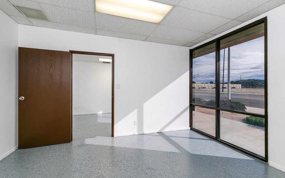 More Photos Of 24630-24688 Redlands Blvd, Loma Linda Storefront For Sale