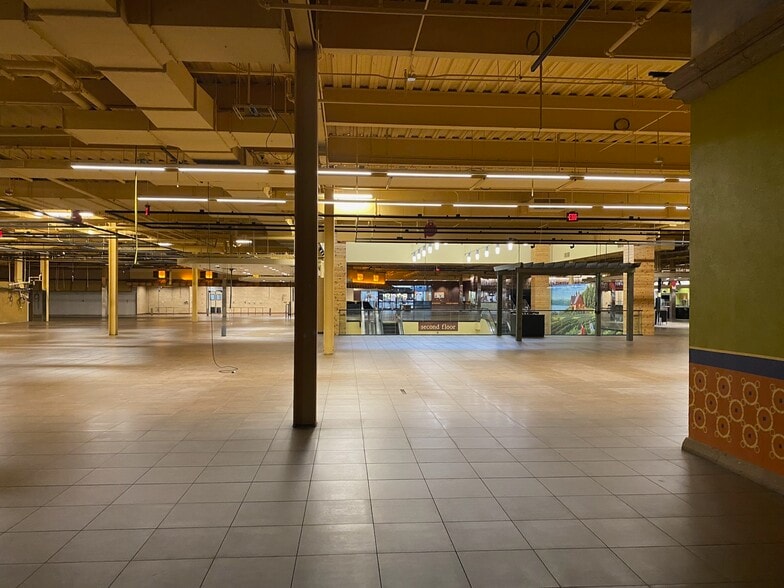 More Photos Of 1245 Worcester St, Natick General Retail For Lease