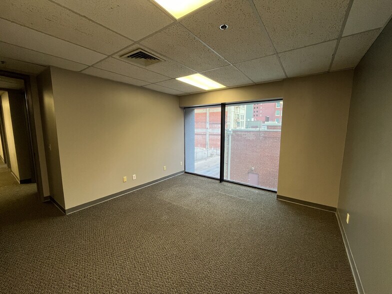 More Photos Of 110 S Main St, Wichita Office Residential For Sale
