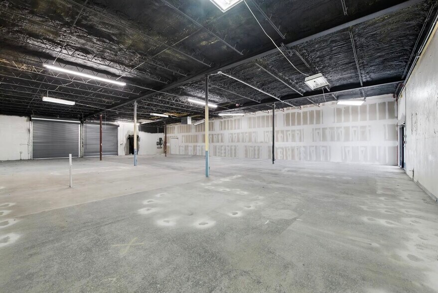 More Photos Of 5149 Powerline Rd, Fort Lauderdale Storefront For Sale