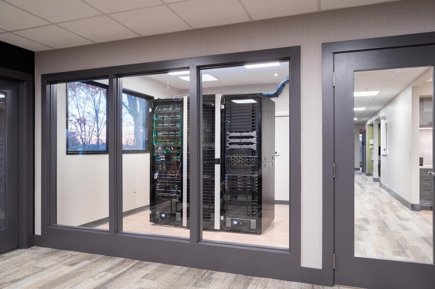 More Photos Of 475 N Weaber St, Annville Office For Sale