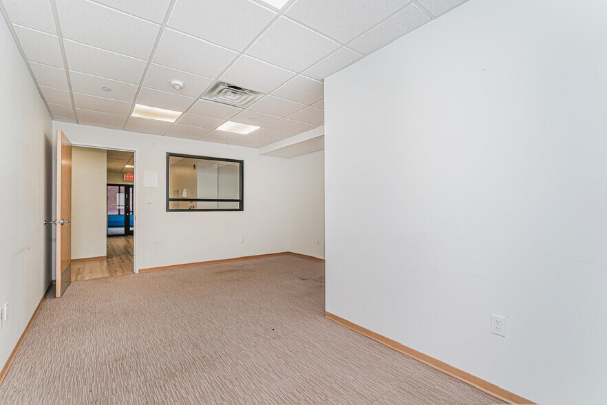 More Photos Of 360 Neptune Ave, Brooklyn Medical For Lease