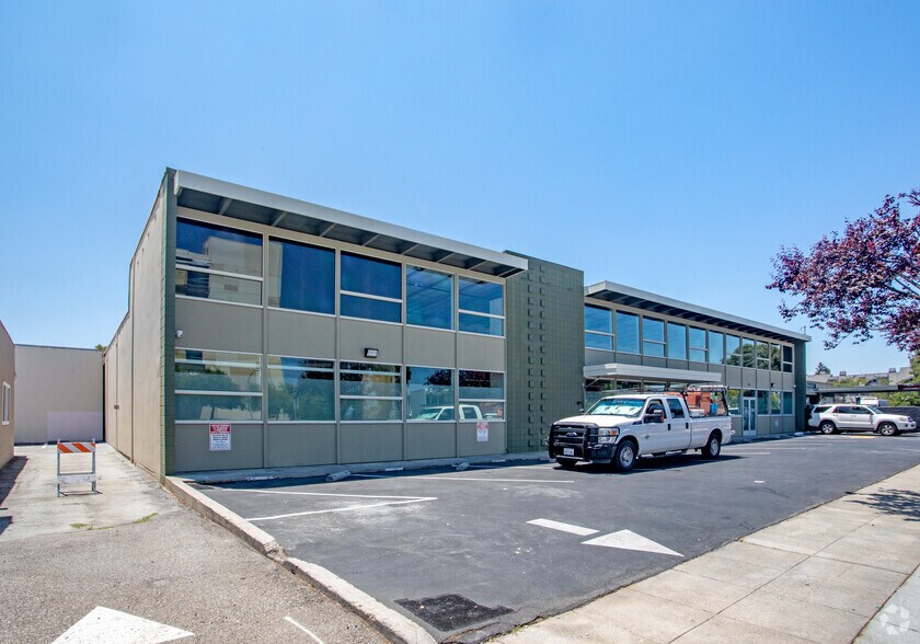 More Photos Of 844 E Charleston Rd, Palo Alto Flex For Lease