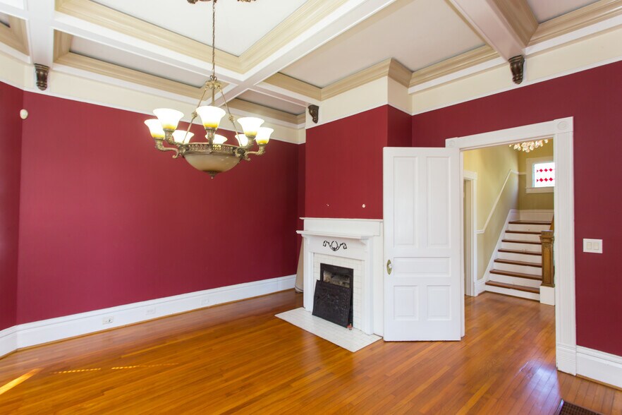 More Photos Of 921 N Palafox St, Pensacola Office For Sale