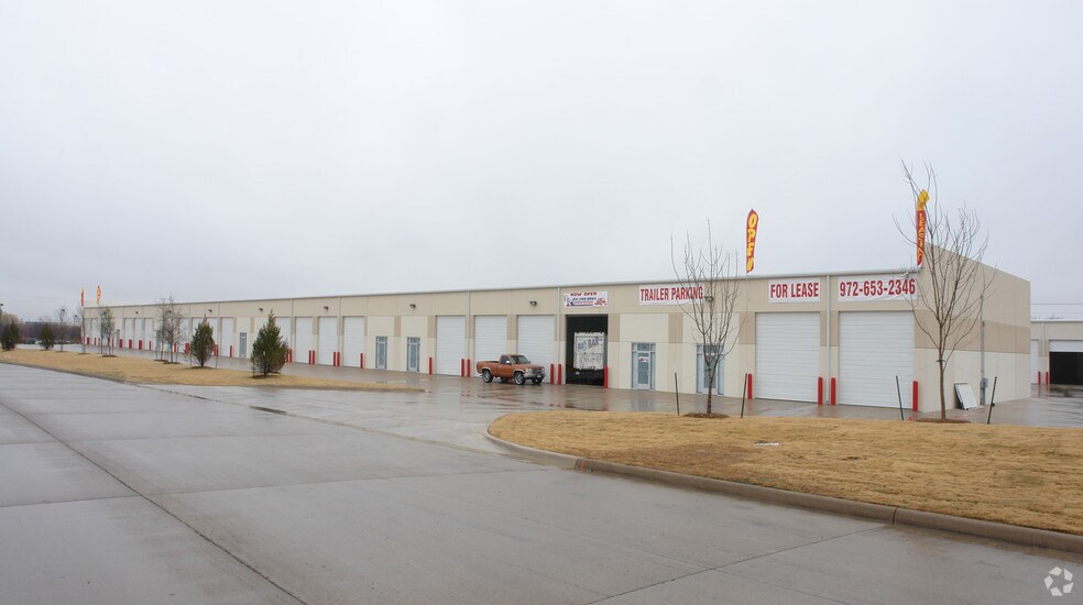 More Photos Of 5317 Superior Pky, Fort Worth Unknown For Lease