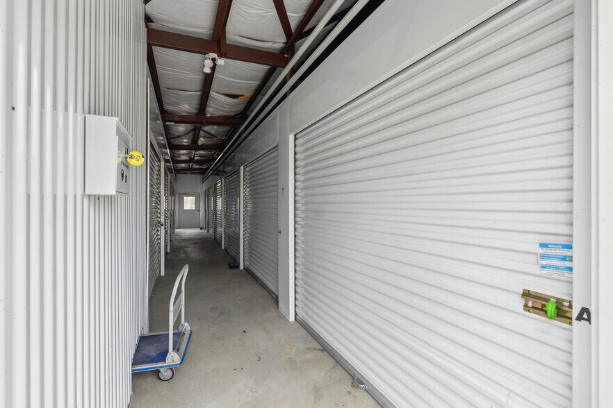 More Photos Of 60 Mill St, Corinna Self Storage For Sale