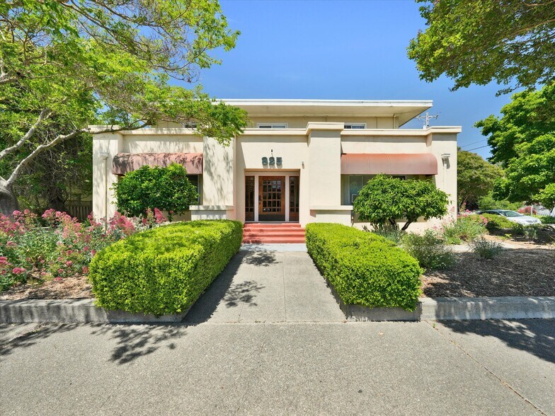 More Photos Of 825 College Ave, Santa Rosa Medical For Sale