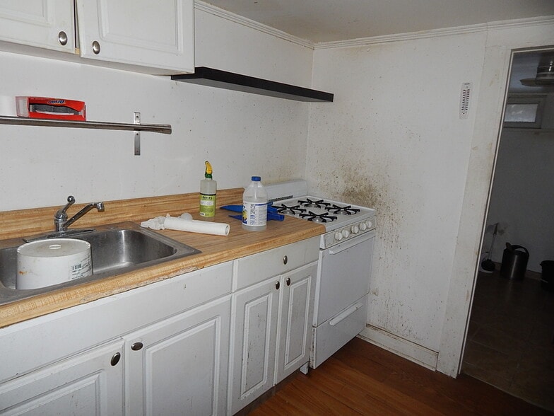 More Photos Of 125 Hudson Ter, Piermont Apartments For Sale