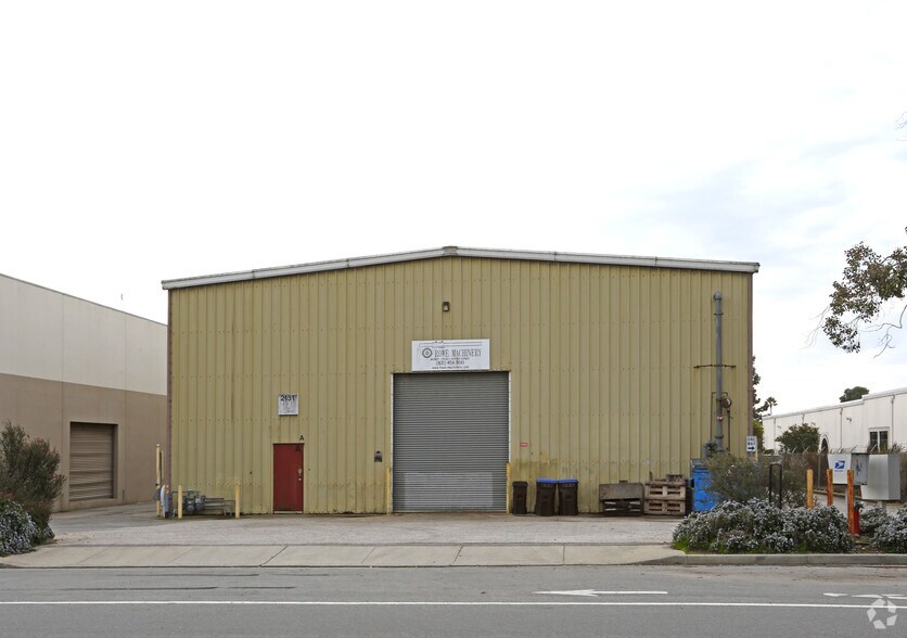 More Photos Of 2131 Delaware Ave, Santa Cruz Manufacturing For Lease