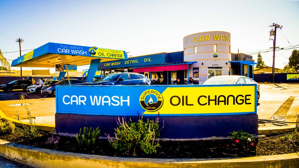 More Photos Of 21011 Pioneer Blvd, Lakewood Carwash For Sale