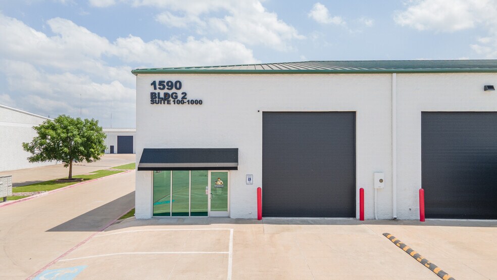More Photos Of 1590 E State Highway 121, Lewisville Unknown For Lease