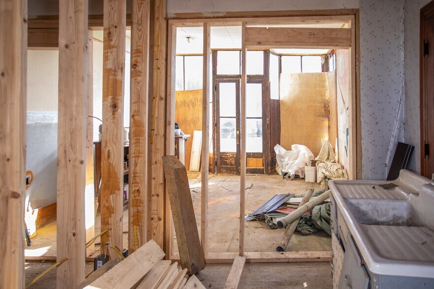 More Photos Of 11 E Hill Rd, Covington Apartments For Sale