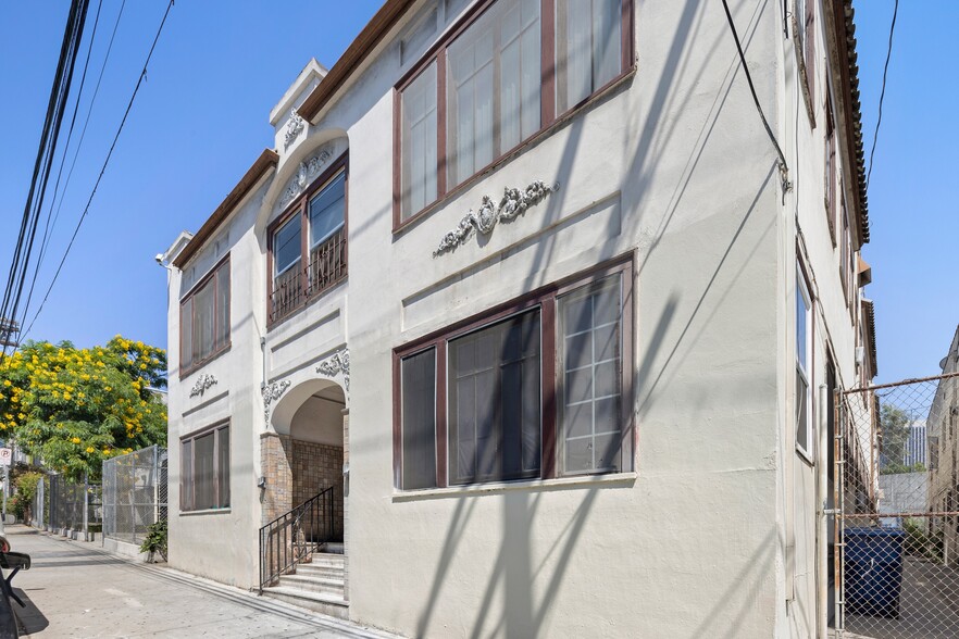 Primary Photo Of 324 S Witmer St, Los Angeles Apartments For Sale