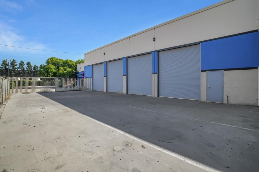 More Photos Of 1275 Venture Ln, Turlock Warehouse For Lease