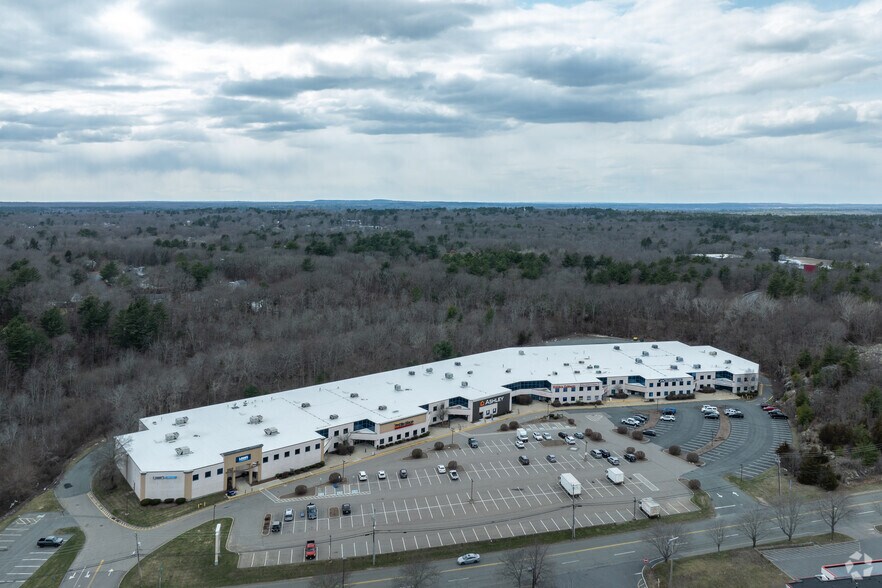 More Photos Of 75 Stockwell Dr, Avon Storefront For Lease