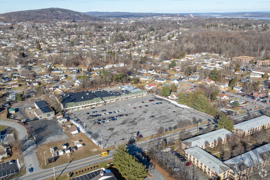 More Photos Of 426-436 Blooming Grove Tpke, New Windsor Township Unknown For Lease