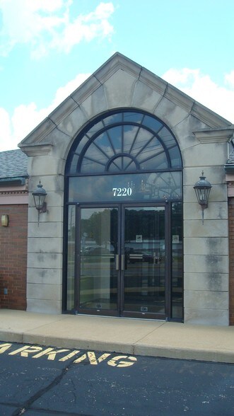 More Photos Of 7220 Watson Rd, Saint Louis Medical For Sale