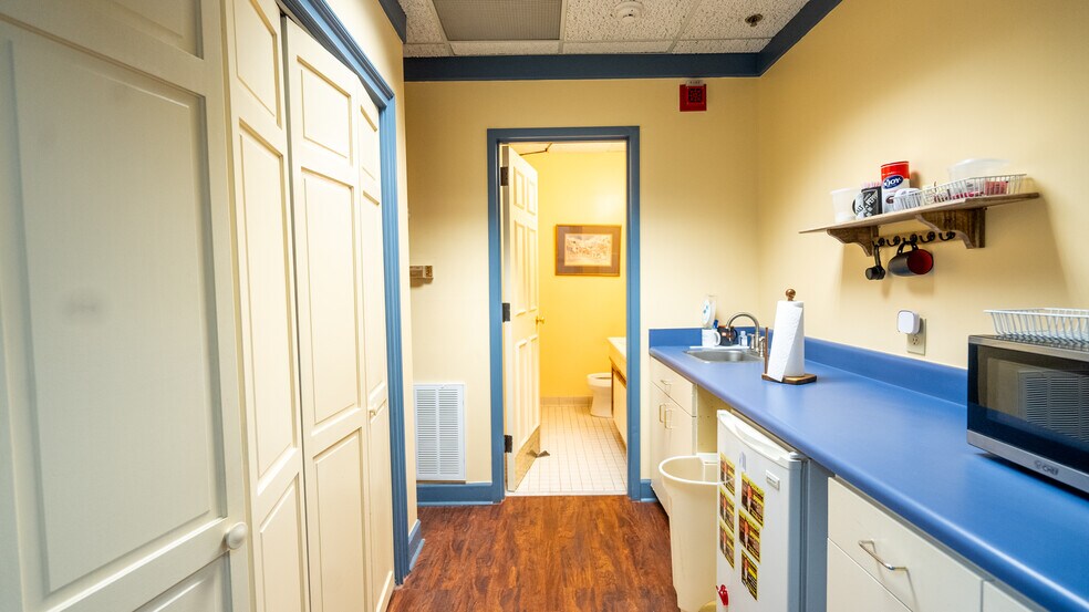 More Photos Of 1820 The Exchange SE, Atlanta Office For Sale