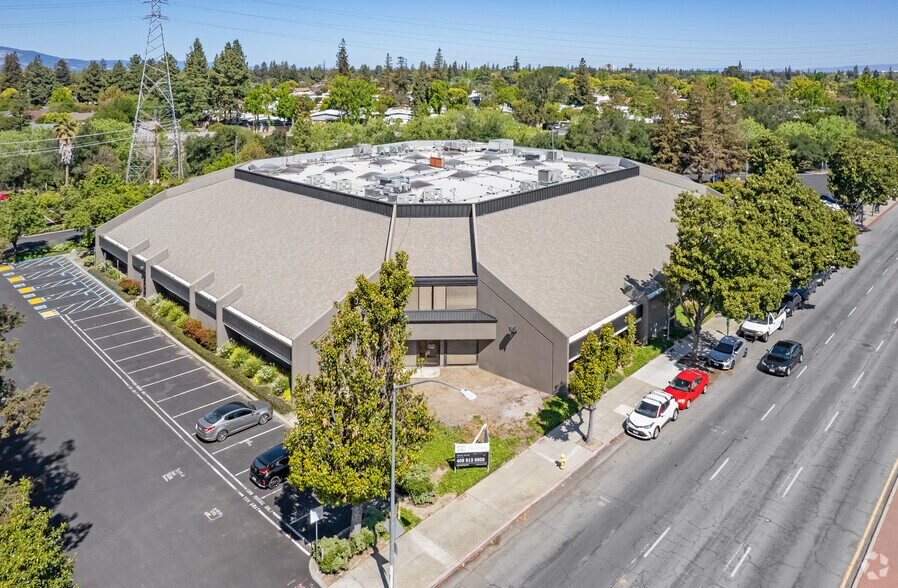 More Photos Of 1475 S Bascom Ave, Campbell Office For Lease