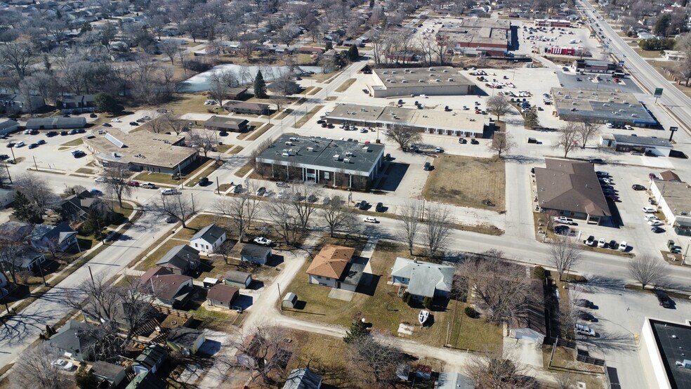 More Photos Of 520 S Pierce Ave, Mason City Medical For Sale