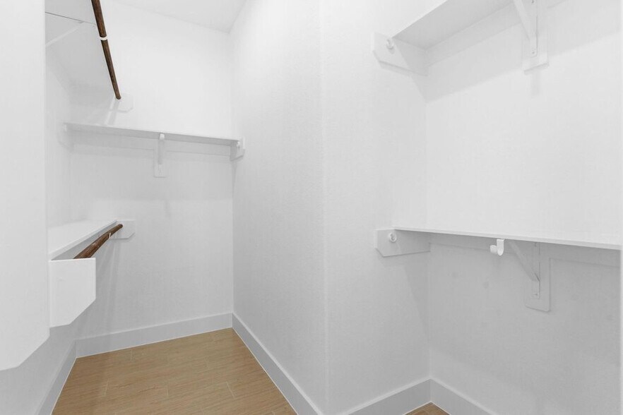 More Photos Of 428 Rhode Island st, Houston Apartments For Sale