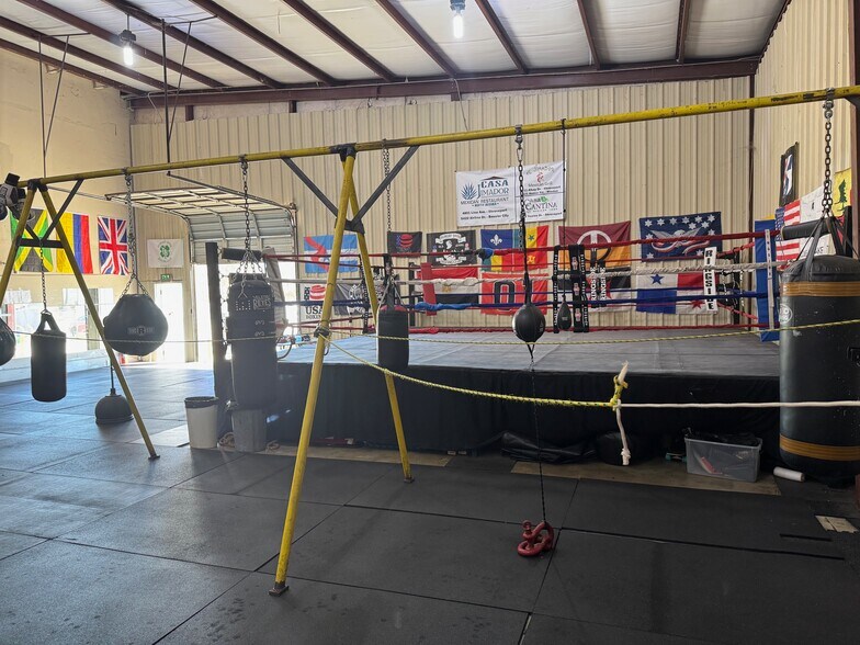 More Photos Of 2058-2060 E Texas St, Bossier City Freestanding For Lease