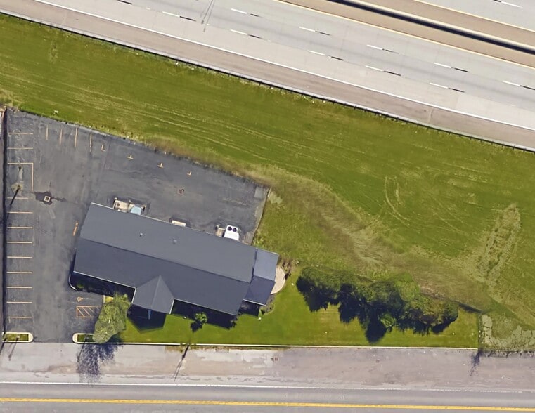 Primary Photo Of 2765 Kenmore Ave, Tonawanda Industrial For Lease