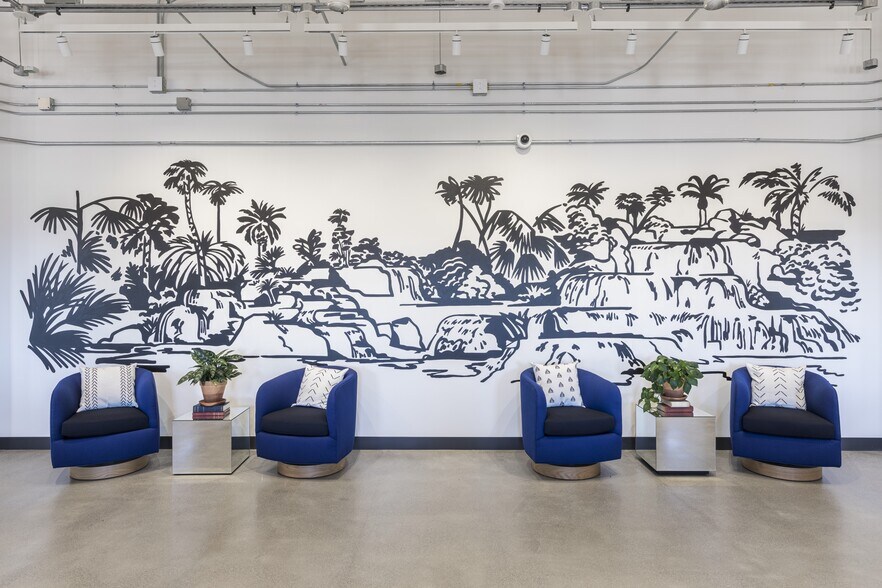 More Photos Of 6543 S Las Vegas Blvd, Las Vegas Office For Lease