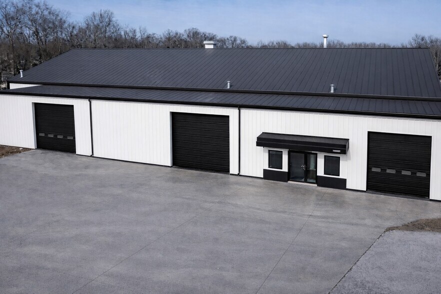 Primary Photo Of 240 E Park St, Guthrie Industrial For Lease