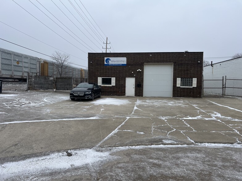Primary Photo Of 1211 E 286th St, Euclid Manufacturing For Sale