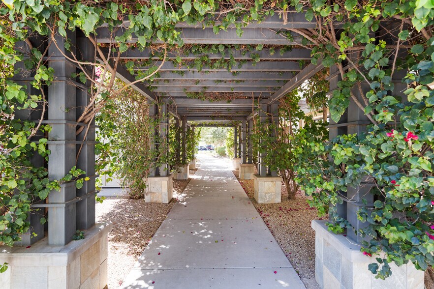 More Photos Of 2490 S Gilbert Rd, Chandler Office For Lease