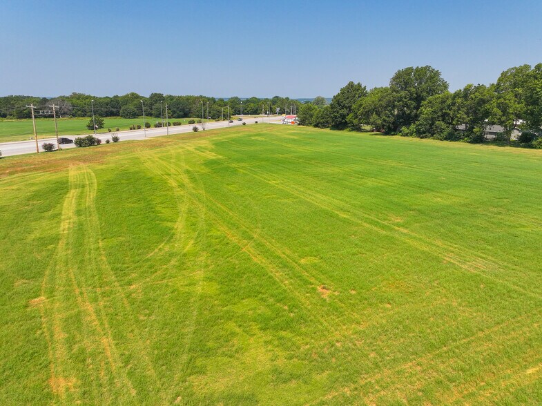 More Photos Of TBD Highway 59 Hwy, Grove Land For Sale