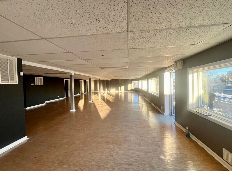 More Photos Of 2106 Pulaski Hwy, Edgewood Auto Dealership For Lease