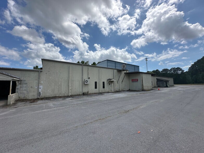 More Photos Of 724 Bell Fork Rd, Jacksonville Office For Lease