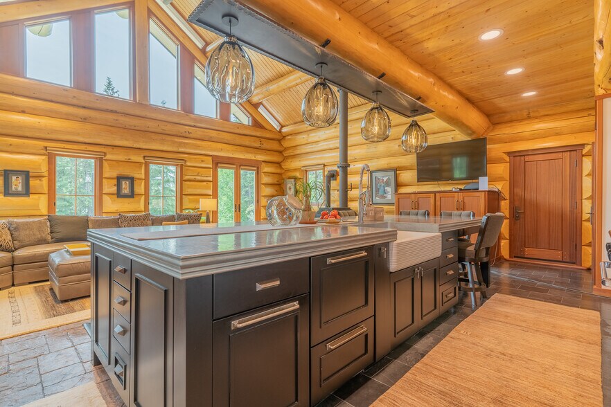 More Photos Of Quartz Lake, Delta Junction Lodge Meeting Hall For Sale