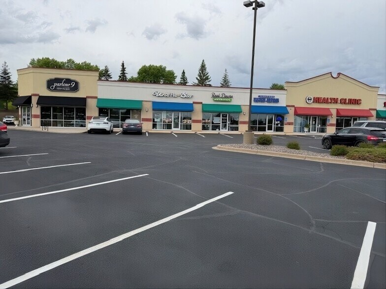 Primary Photo Of 16271-16291 Ipava Ave, Lakeville Unknown For Lease