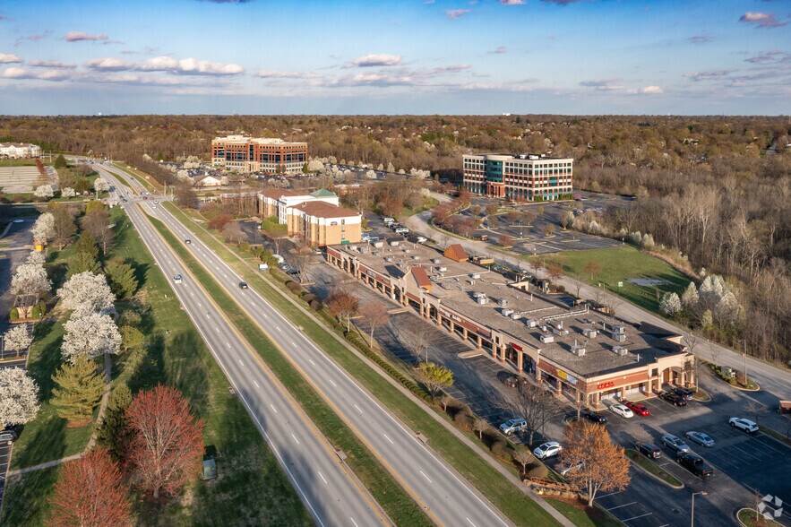 More Photos Of 10001-10041 Forest Green Blvd, Louisville Unknown For Lease