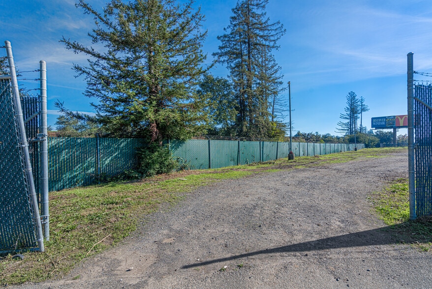 More Photos Of 10342 Old Redwood Hwy, Windsor Warehouse For Sale