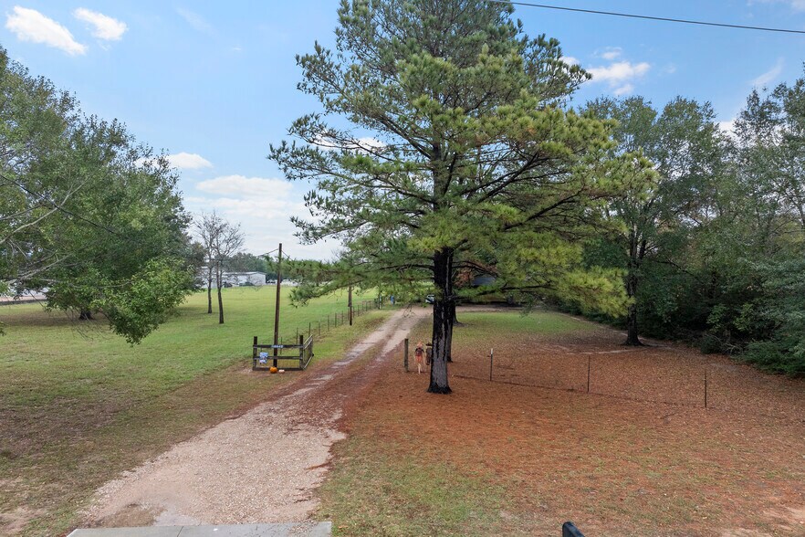 More Photos Of 18642 Mueschke Rd, Cypress Land For Sale