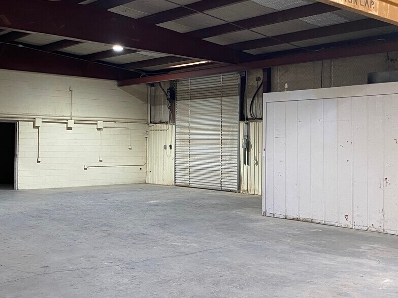 More Photos Of 8326 N County Rd W, Odessa Industrial For Lease