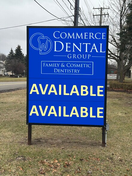 More Photos Of 8091 Commerce Rd, Commerce Township Medical For Lease