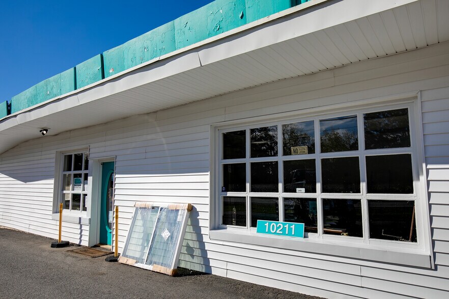 More Photos Of 10211 Chamberlayne Rd, Mechanicsville Freestanding For Lease